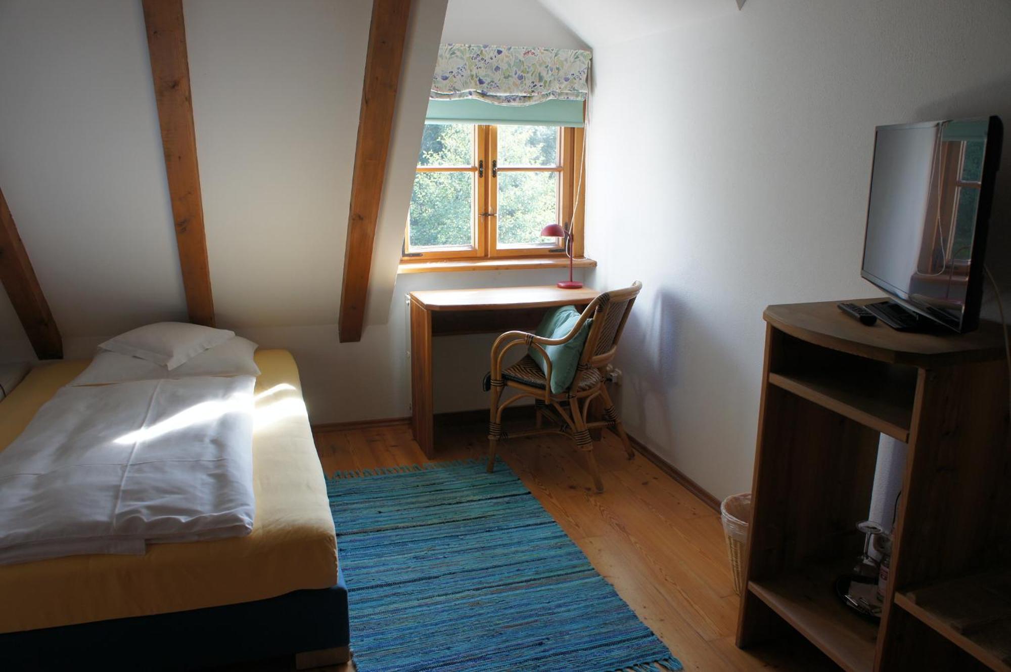 Hotel Schwarzer Adler 에를랑겐 객실 사진
